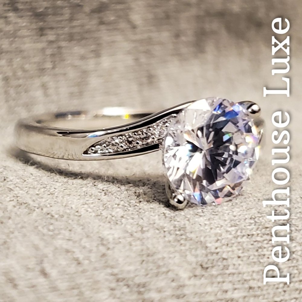 🔥 CLEARANCE! White Sapphire Bypass Swirl Ring - Picture 3 of 8